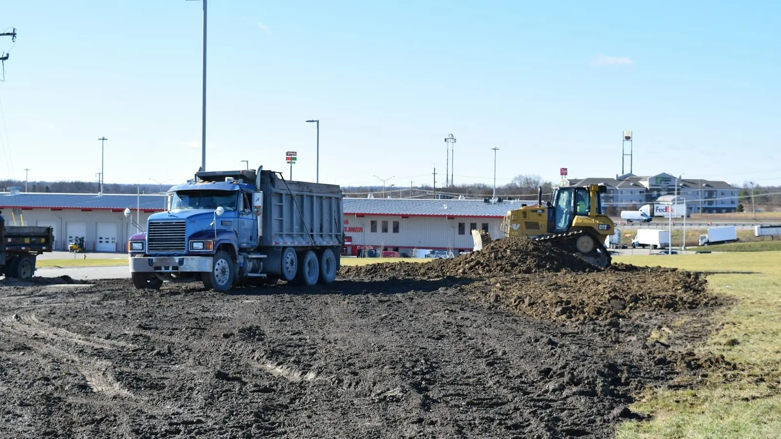 Trailers & Trucks rentals